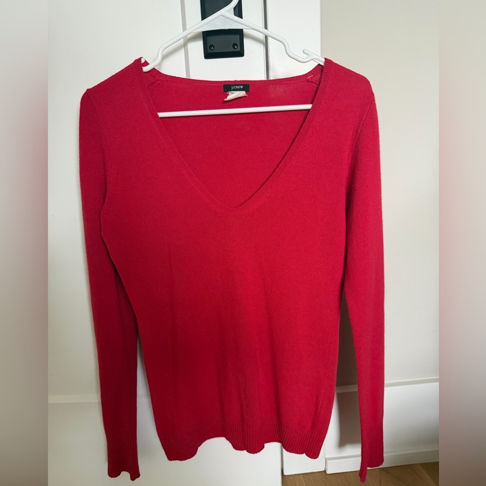 J. Crew Luxury Vintage Red V-Neck Sweater for Women - S